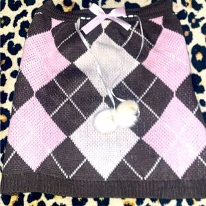 Gingham style knit mid thigh skirt